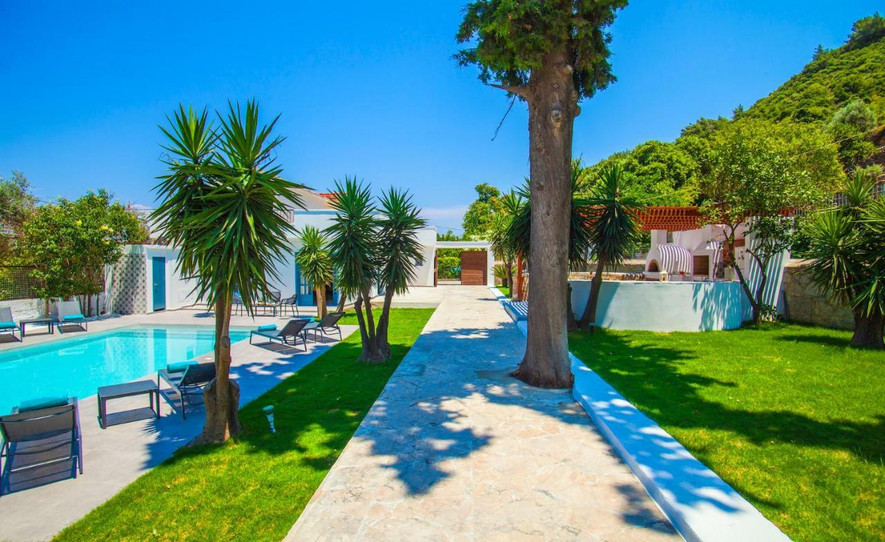 Bella Foresta Villa II Ixia  Exterior photo